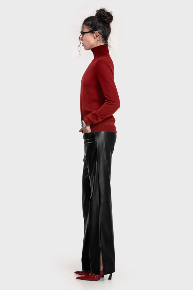 Turtleneck sweater in pure merino wool (Burgundy)