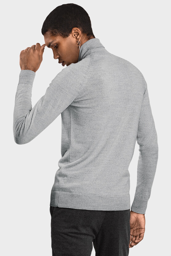 Turtleneck sweater in merino wool blend (Argento Melange)