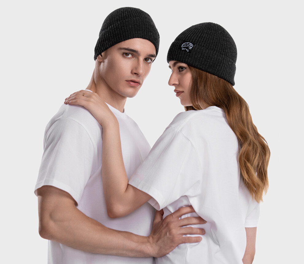 Ribbed beanie in pure merino wool (Antracite Melange)