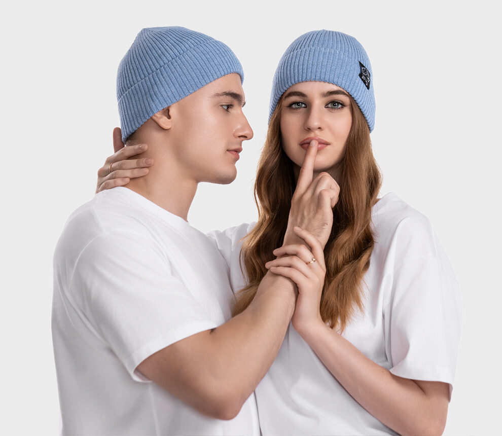 Ribbed beanie in merino wool blend (Delfino Melange)