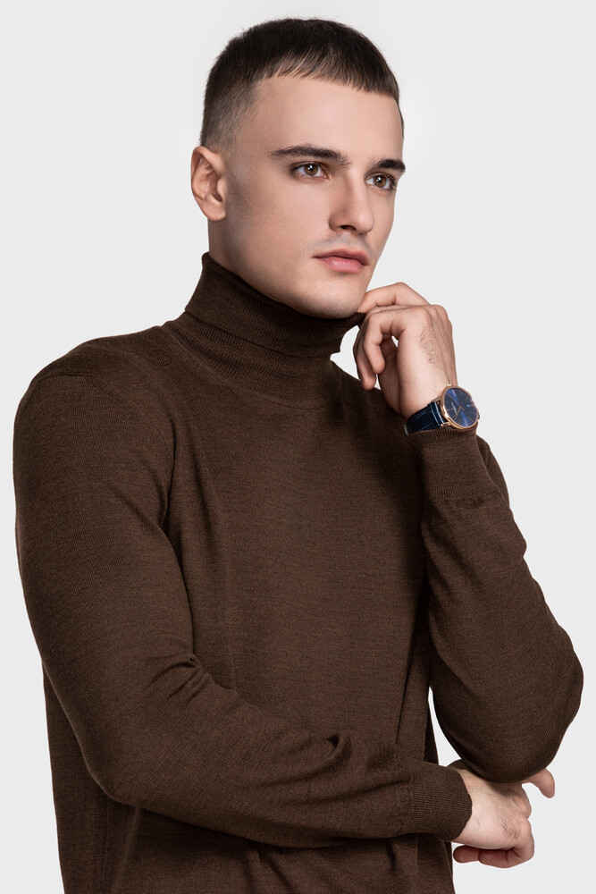 Turtleneck sweater in pure merino wool (Cioccolato Melange)