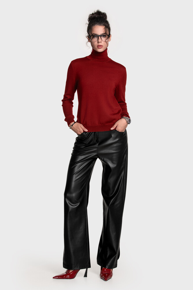 Turtleneck sweater in pure merino wool (Burgundy)