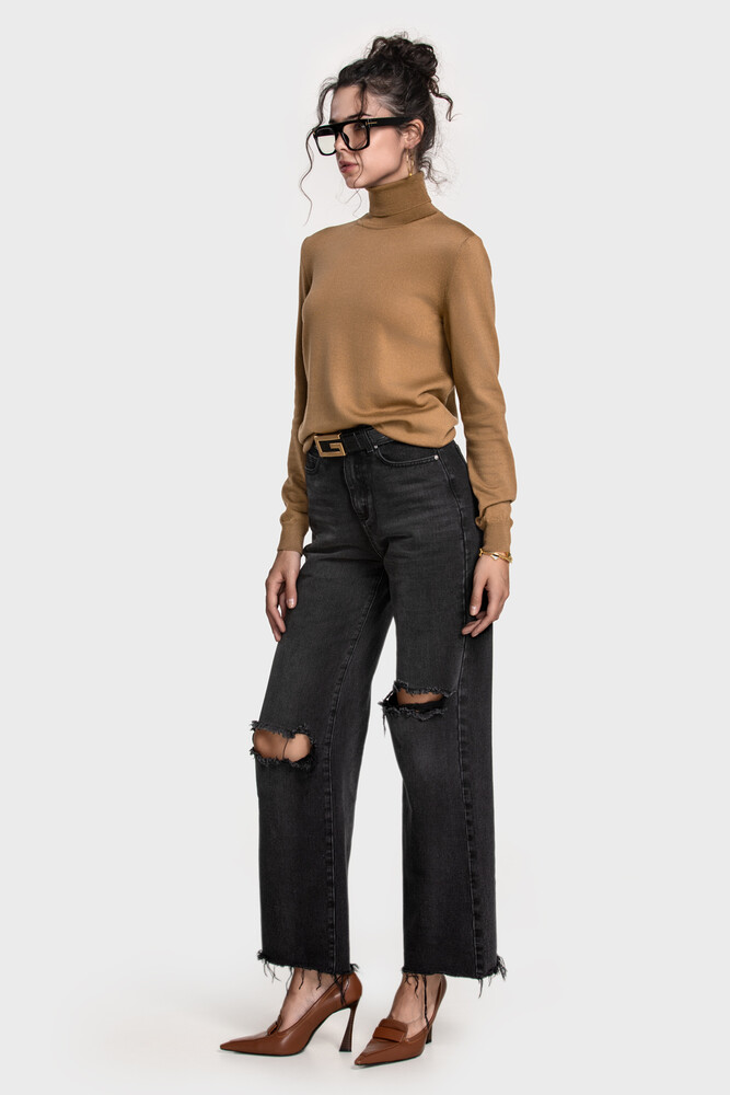 Turtleneck sweater in pure merino wool (Caramello)